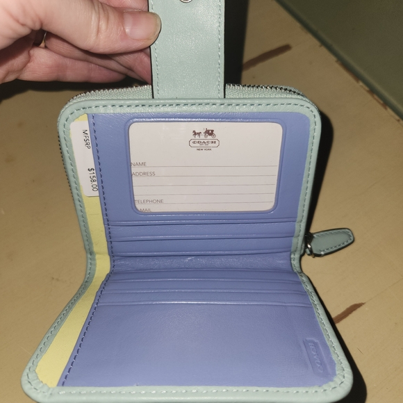 Coach Mint Bi-Fold Wallet - Picture 3 of 7